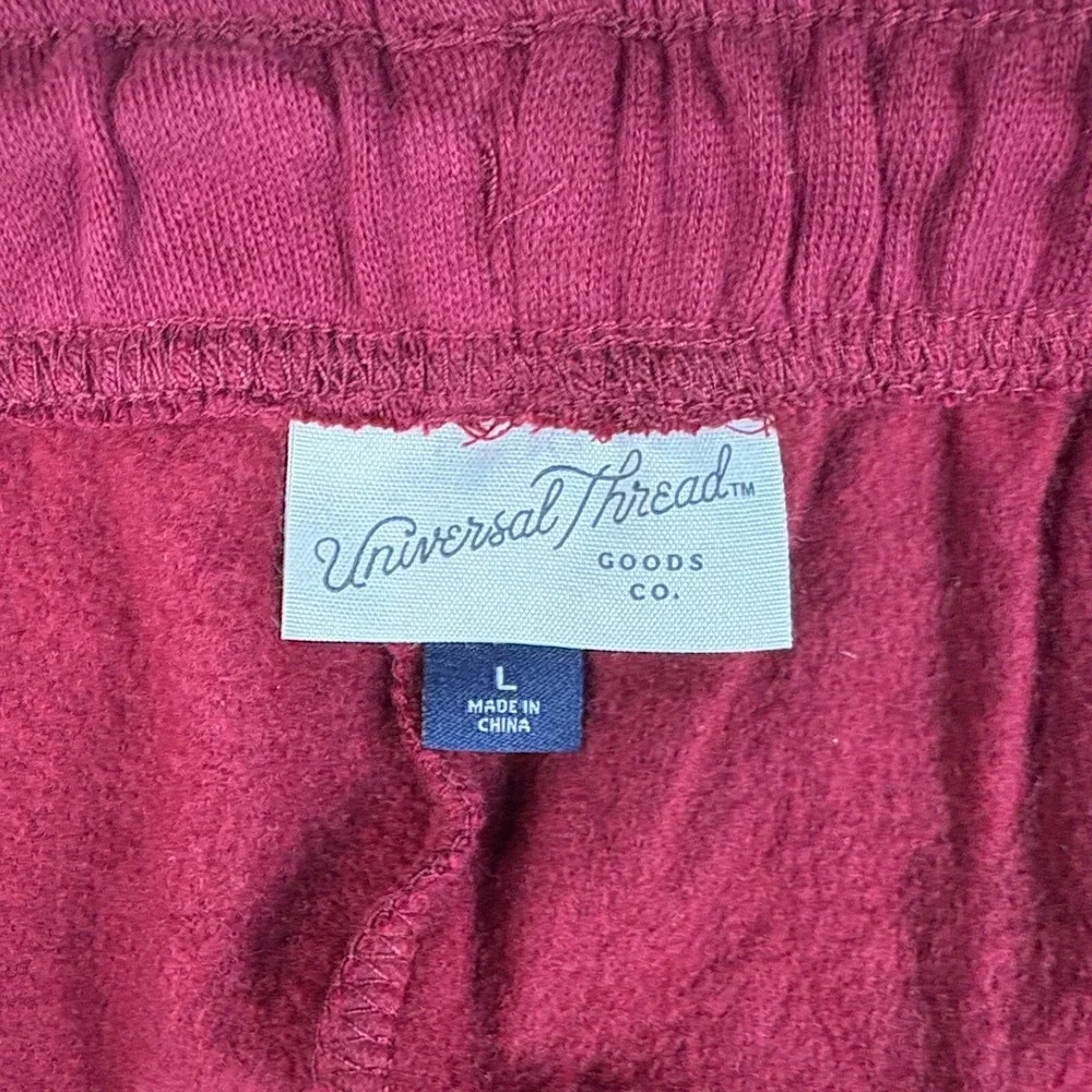 Universal Thread Shorts Womens Large Burgundy High Rise Pockets‎ Elastic Waist